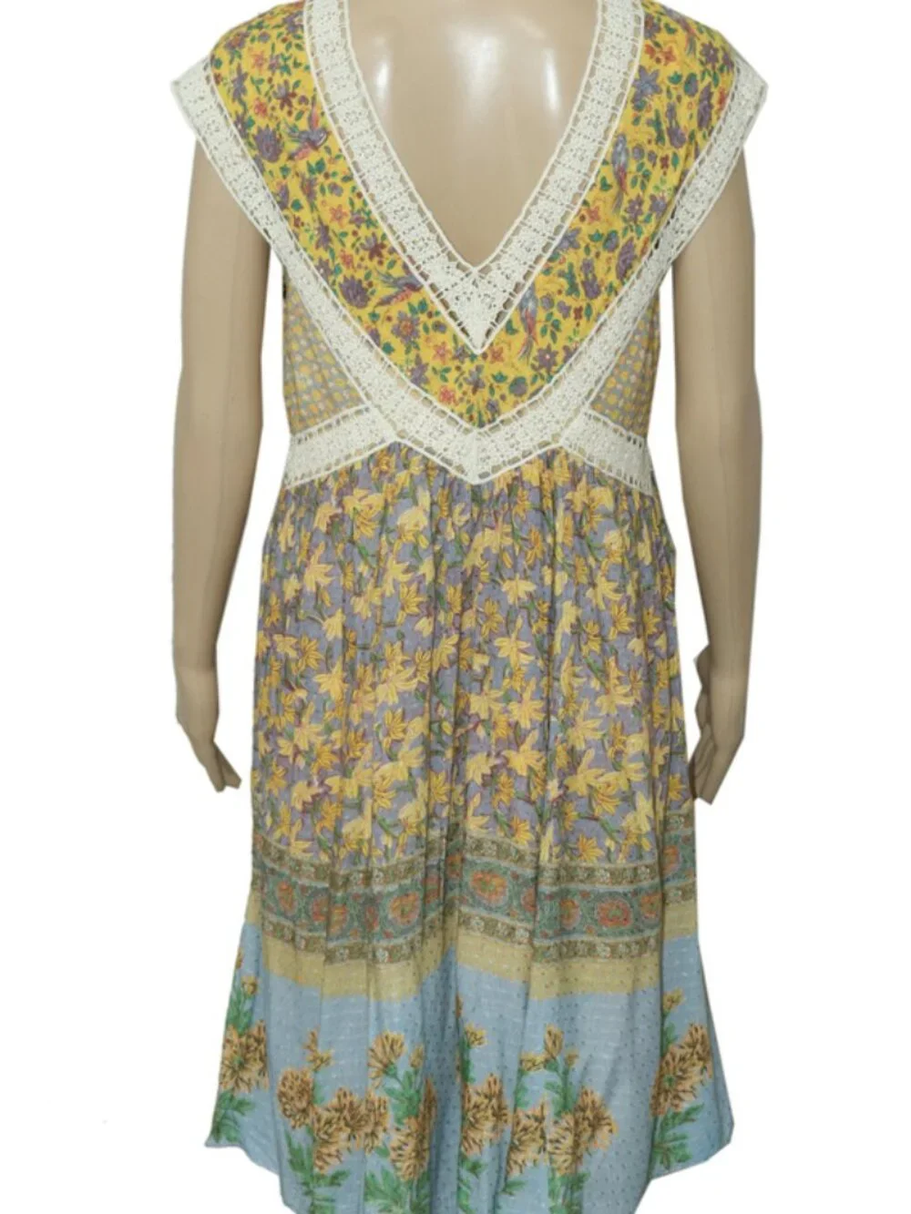 Anthropologie Akemi + Kin Falaise Floral Dress Floral Printed Lace Mini M